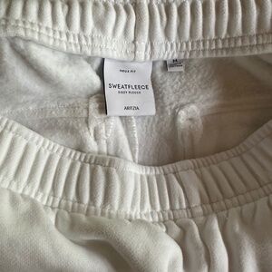 Aritzia cozy sweatfleece mega cargo sweatpants